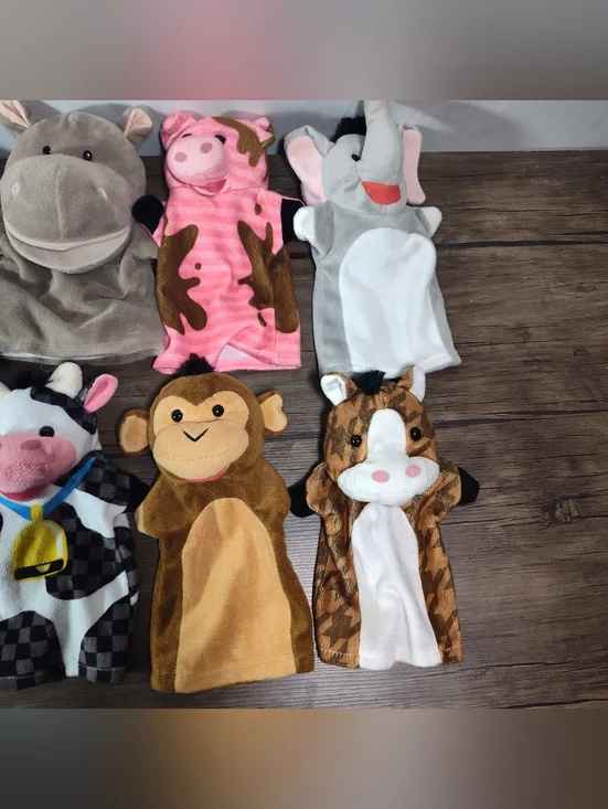 Melissa And Doug Lot Of 18 Hand Puppets (Animals/People) - Picture 12 of 14